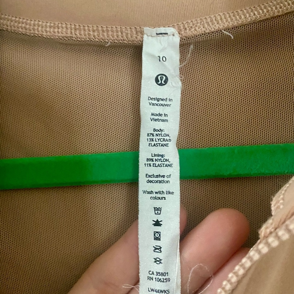 Lululemon Define - image 7